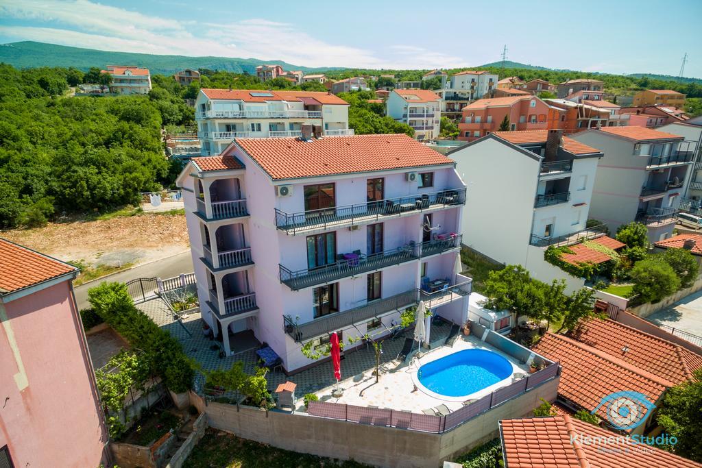 Apartments Villa Lili Crikvenica Exterior photo